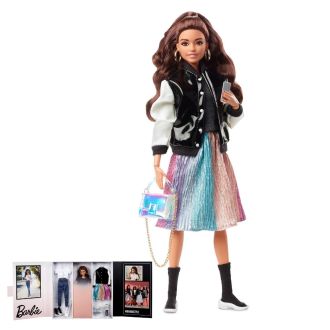 Barbie Signature BarbieStyle Bambola da Collezione Snodata alla moda con accesori